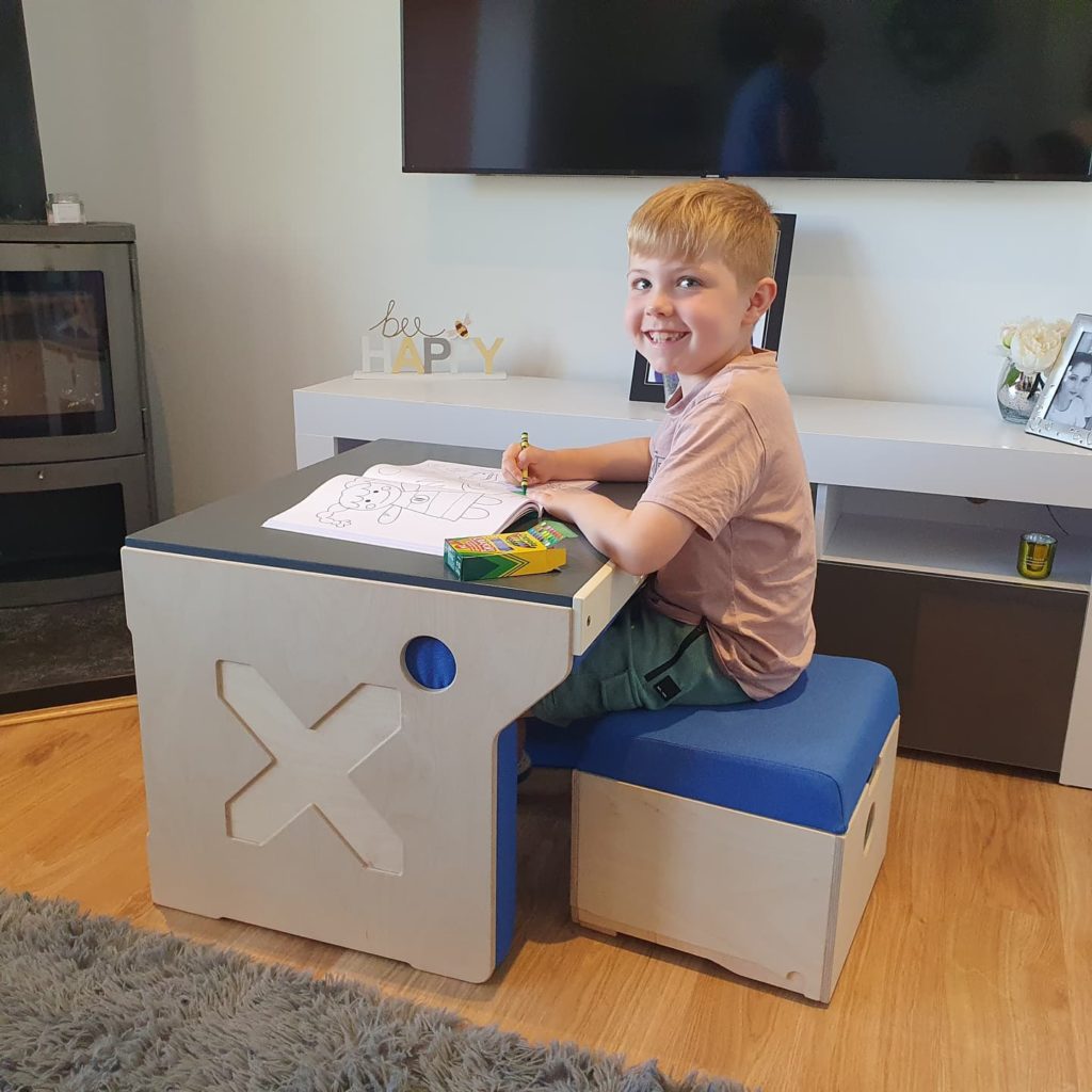 kids-chair-desk